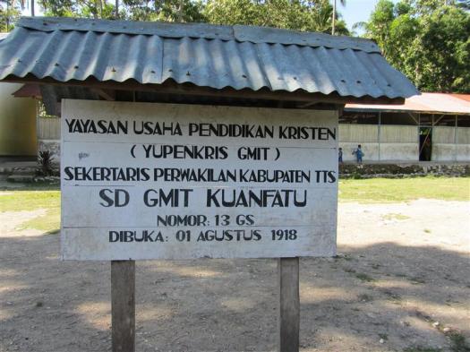 foto-hal-01-cover-140817-sekolah-gmit